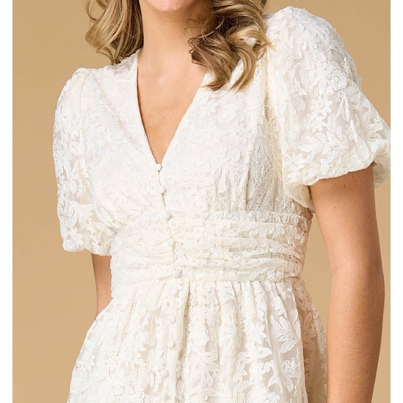 Baltic Born size S Lace maxi dress off white short sleeve v-neck lined bridal - Picture 2 of 16